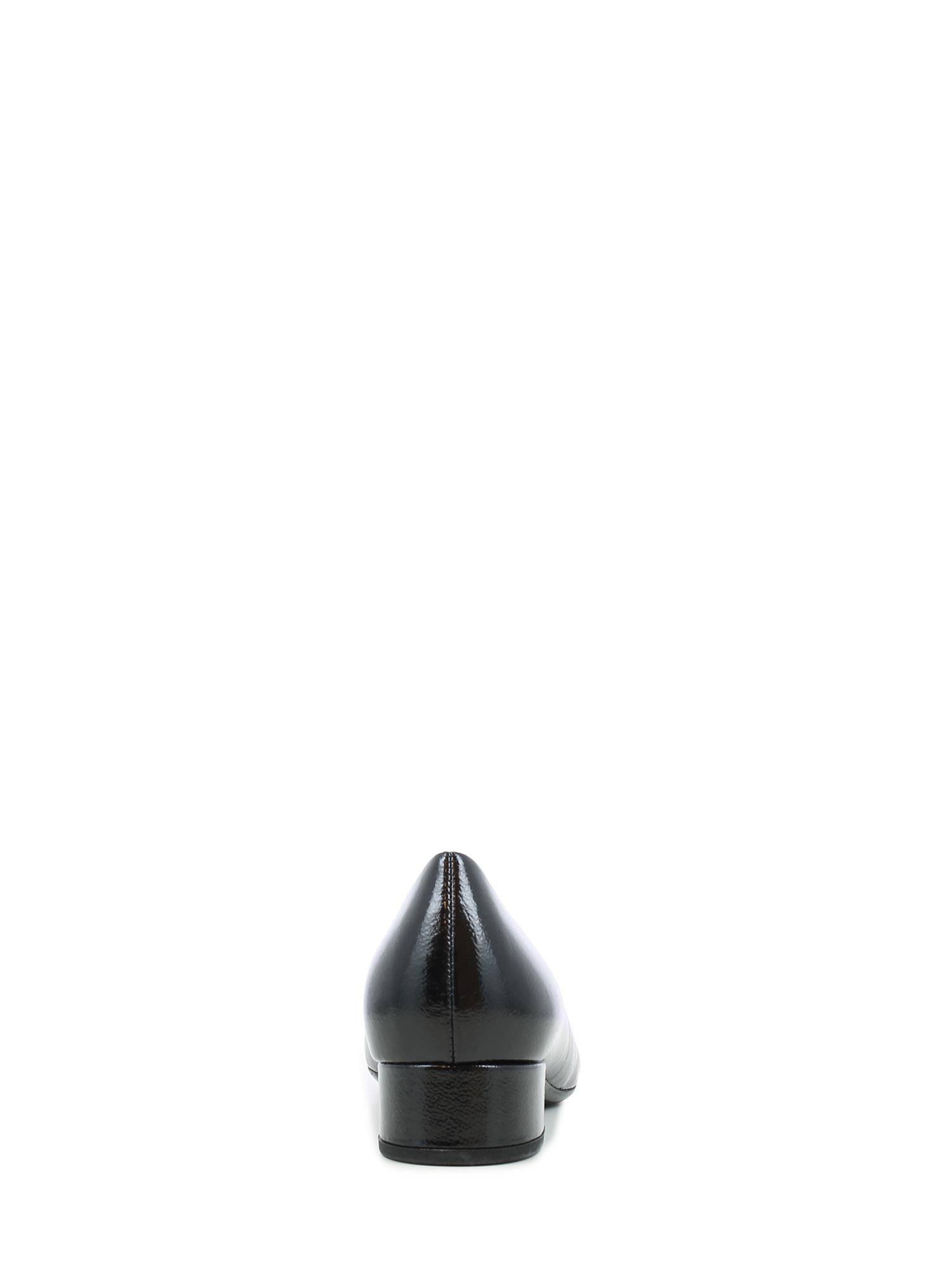 04466  Develop Leather Pumps