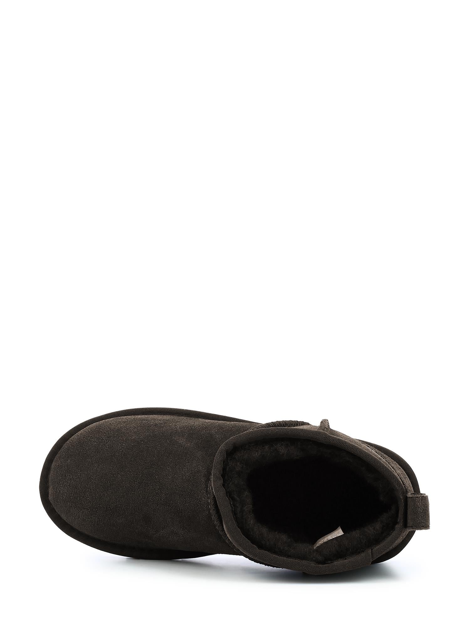 05285 Brown low suede water resistant