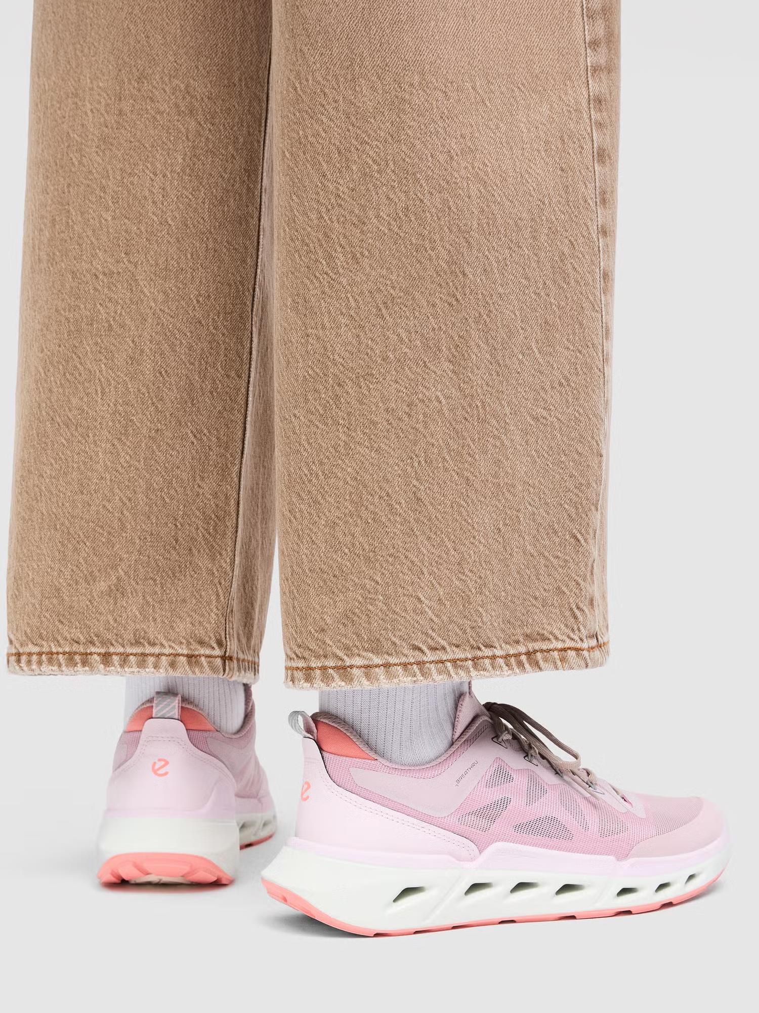 02840 BIOM 720 Breathru